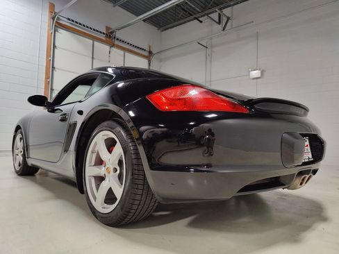 Used 2008 Porsche Cayman S image 16