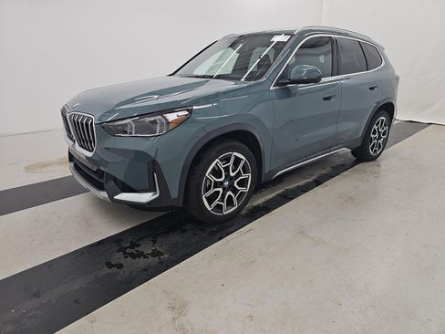 Used 2025 BMW X1 xDrive28i image 3
