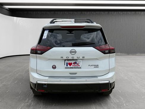 New 2026 Nissan Rogue Platinum w/ Platinum Premium Package AWD/4WD image 4