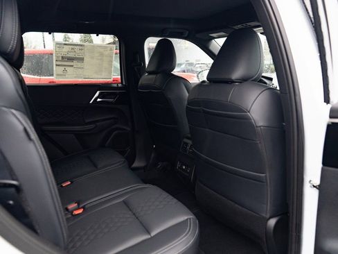 New 2025 Mitsubishi Outlander SEL Black Edition AWD/4WD image 22