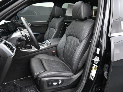 Used 2025 BMW X5 xDrive40i w/ Climate Comfort Package AWD/4WD image 18