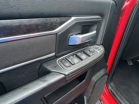 Used 2024 RAM 2500 Big Horn w/ Bed Utility Group image 15