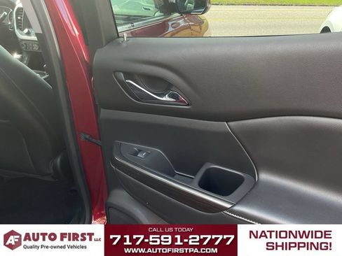 Used 2019 GMC Acadia SLT AWD/4WD image 15