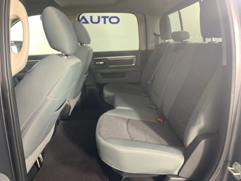 Used 2019 RAM 1500 Big Horn image 32