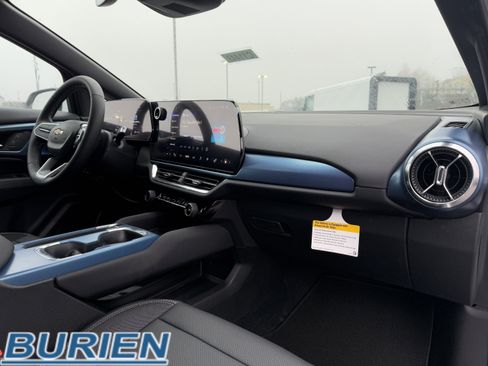 New 2026 Chevrolet Equinox EV LT image 21