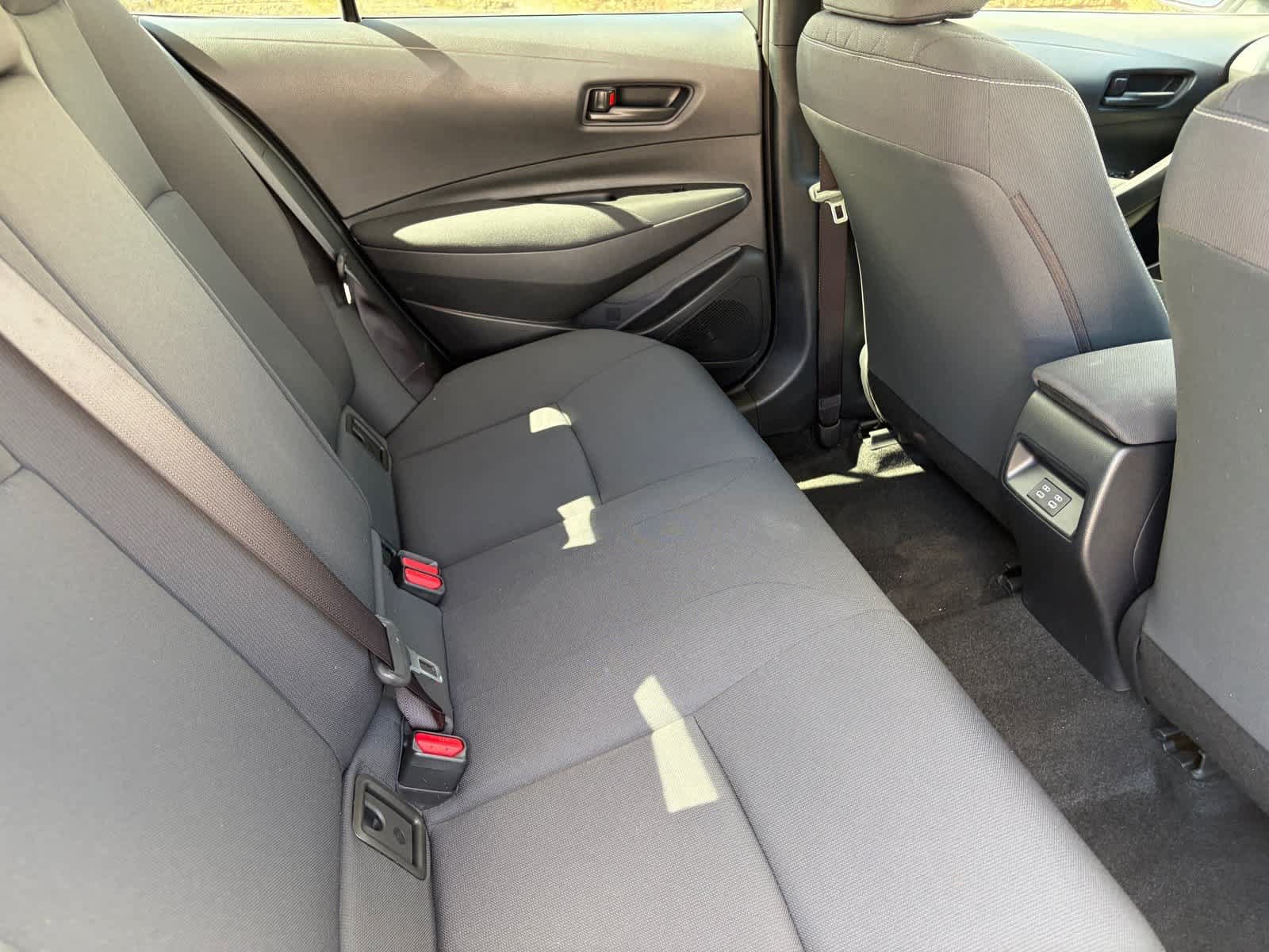 Used 2025 Toyota Corolla LE w/ Convenience Package FWD image 12