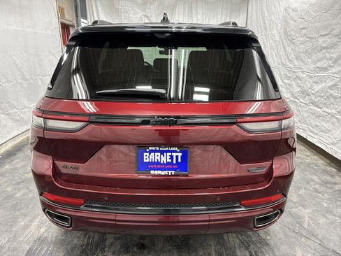 Used 2025 Jeep Grand Cherokee Summit AWD/4WD image 9