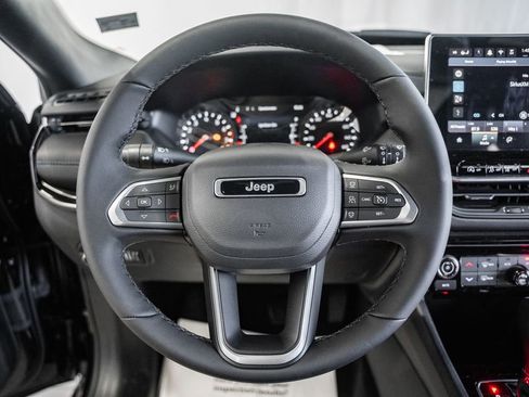 New 2025 Jeep Compass Limited w/ Sun & Sound Group image 28