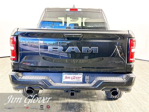 New 2026 RAM 1500 4x4 Crew Cab image 6
