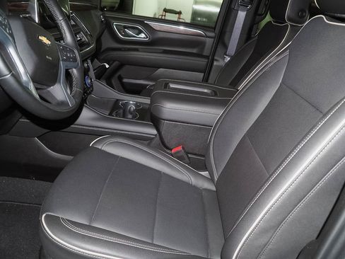 Certified 2023 Chevrolet Tahoe Premier AWD/4WD image 6