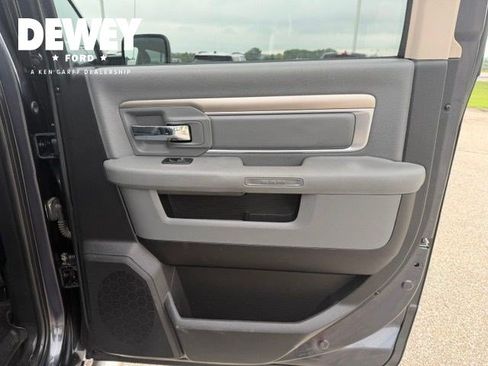 Used 2015 RAM 1500 Big Horn AWD/4WD image 34