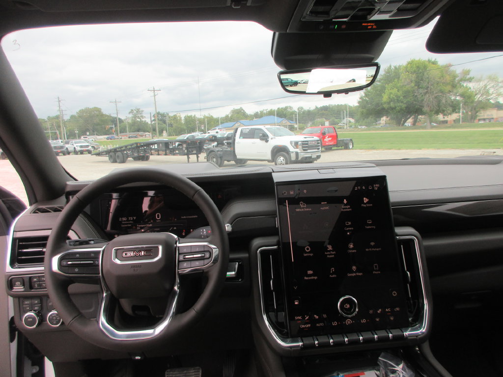 New 2027 GMC Yukon Elevation w/ Technology Package AWD/4WD image 16