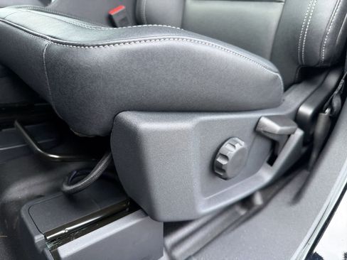 New 2025 Ford Bronco Big Bend w/ Black Diamond Package image 18