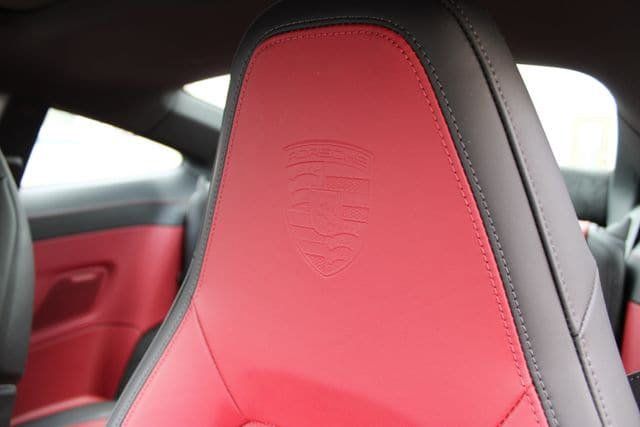 Used 2025 Porsche 911 Carrera RWD image 21
