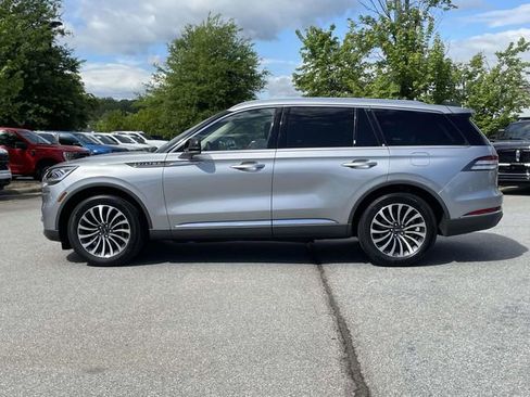Certified 2023 Lincoln Aviator AWD w/ Premium Package image 2
