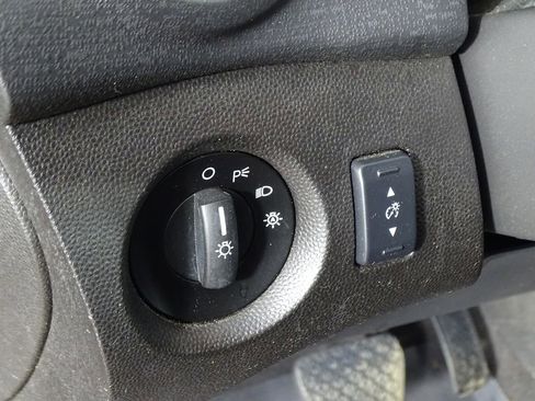 Used 2017 Ford Fiesta SE image 13