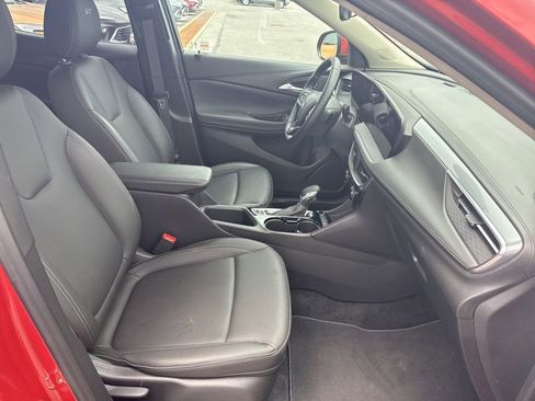 Used 2024 Buick Encore GX Sport Touring image 12