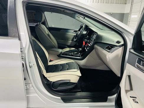 Used 2018 Hyundai Sonata SE image 31