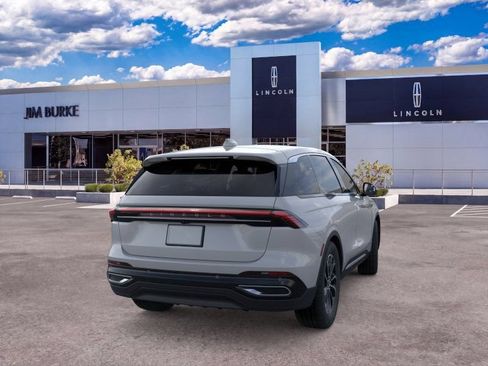 New 2026 Lincoln Nautilus Premier AWD/4WD image 8