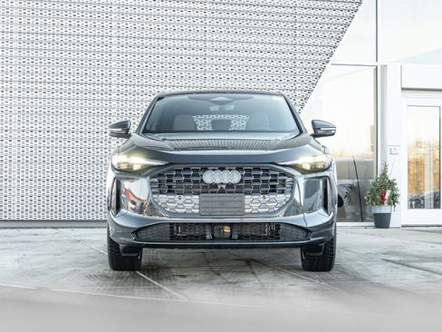 New 2025 Audi Q5 Premium image 34