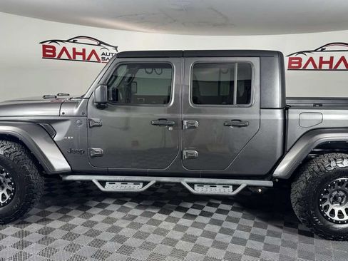 Used 2022 Jeep Gladiator Sport AWD/4WD image 3