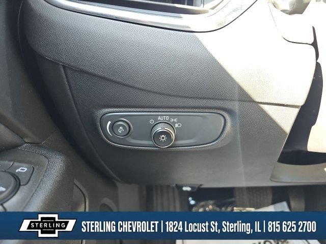 Used 2023 Chevrolet Equinox LT w/ Driver Convenience Package AWD/4WD image 19