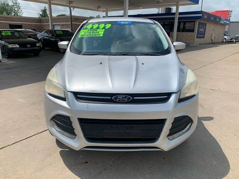 Used 2013 Ford Escape SE FWD image 2