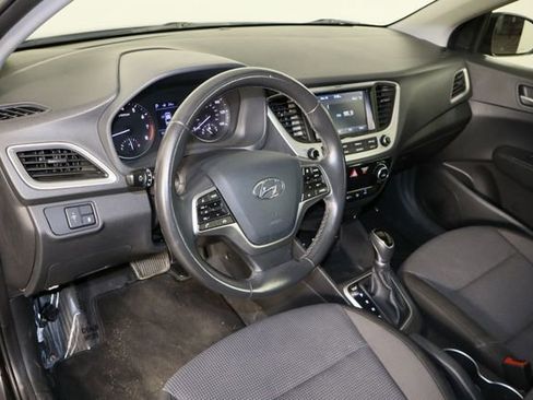 Used 2022 Hyundai Accent Limited image 27