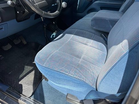 Used 1995 Ford F150 4x4 Regular Cab image 22