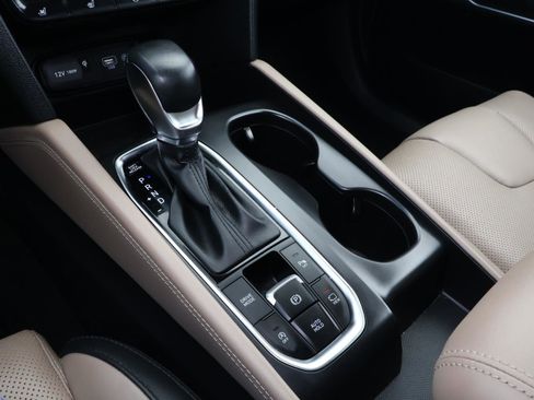 Used 2020 Hyundai Santa Fe Limited image 28