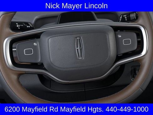 New 2025 Lincoln Navigator Reserve image 12