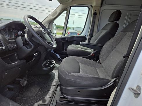Used 2021 RAM ProMaster 2500 FWD image 7