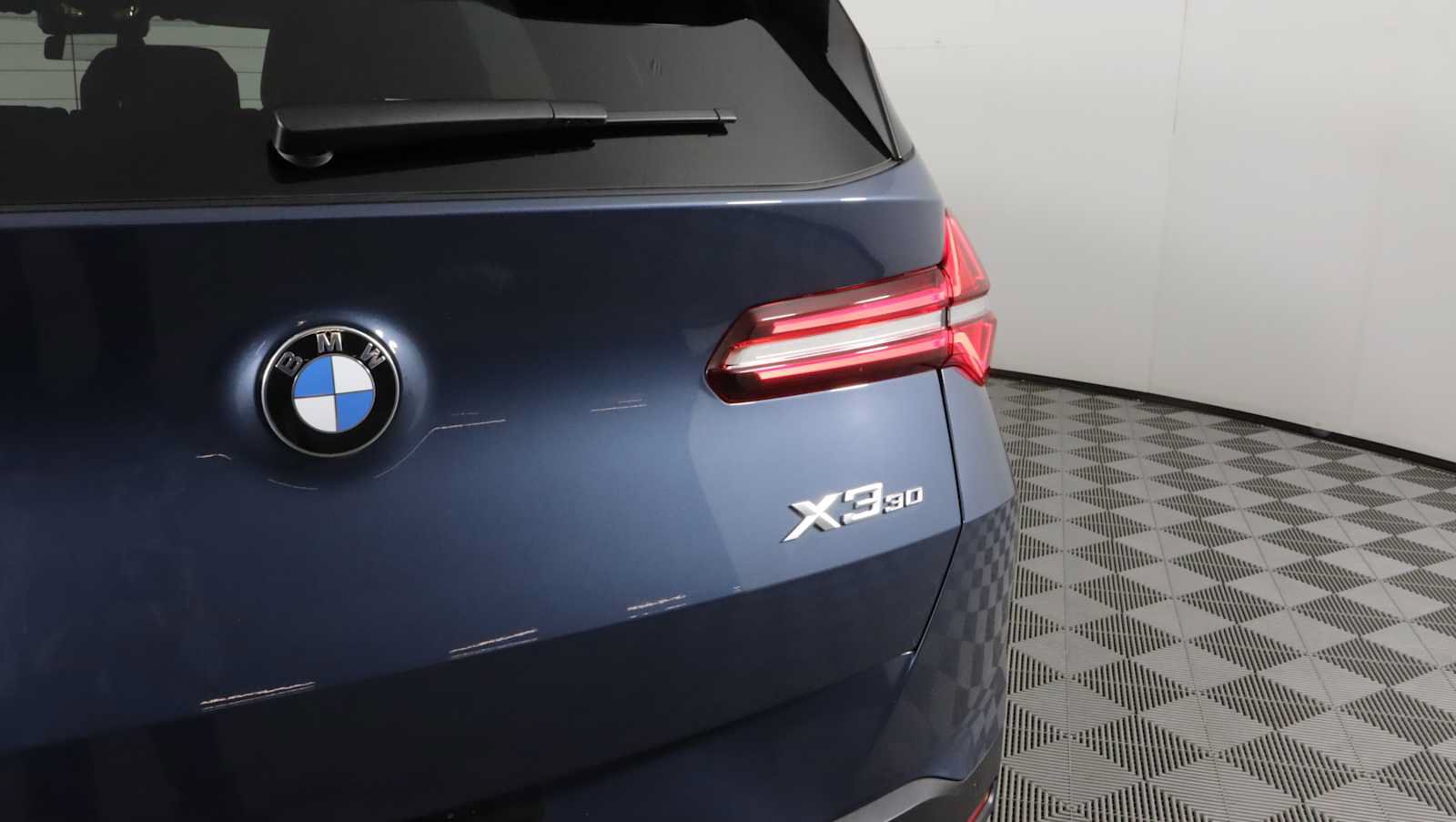 Used 2025 BMW X3 xDrive30i w/ Convenience Package AWD/4WD image 33
