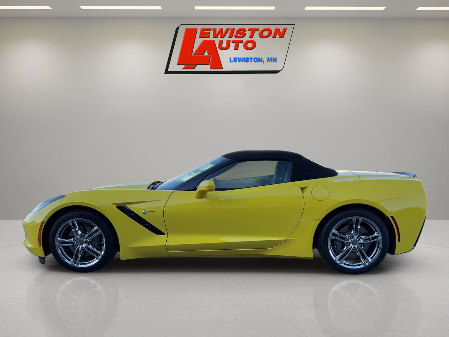 Certified 2016 Chevrolet Corvette Stingray Convertible w/ 2LT Preferred Equipment Group RWD image 2