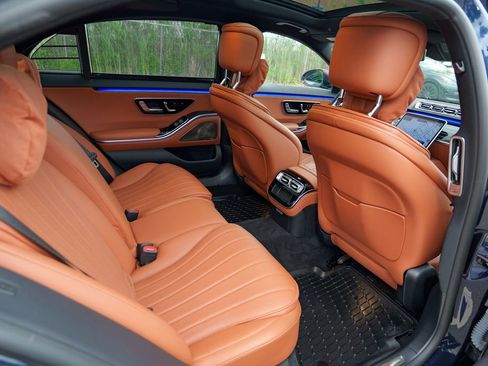 Used 2023 Mercedes-Benz S 580 4MATIC Sedan image 33