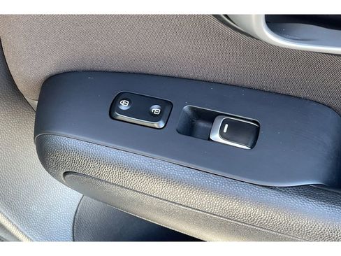 Used 2019 Kia Soul w/ Convenience Package image 22