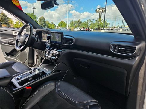Used 2023 Ford Explorer ST image 35