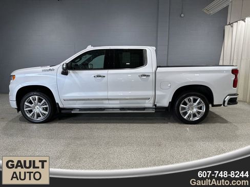 Used 2023 Chevrolet Silverado 1500 High Country w/ High Country Premium Package image 5