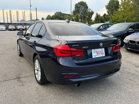 Used 2017 BMW 320i xDrive Sedan AWD/4WD image 4