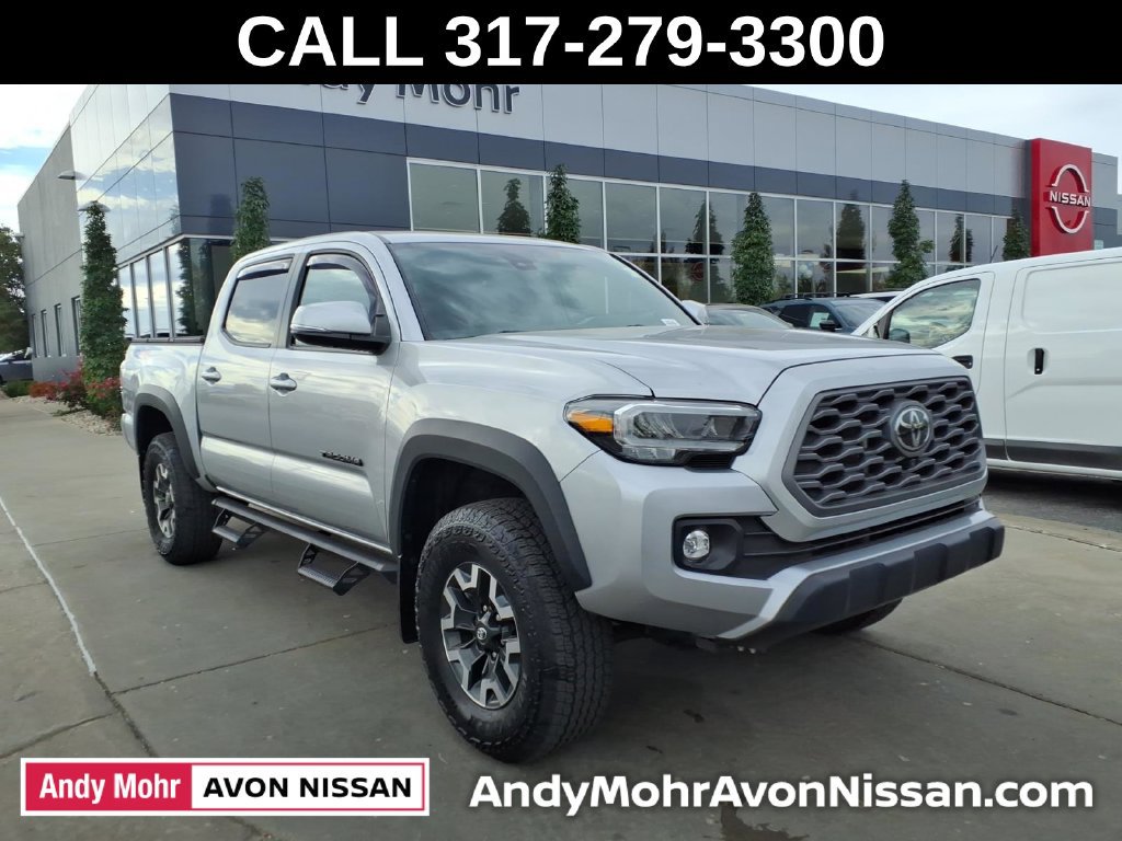 Used 2023 Toyota Tacoma TRD Off-Road w/ TRD Premium Off Road Package AWD/4WD image 2