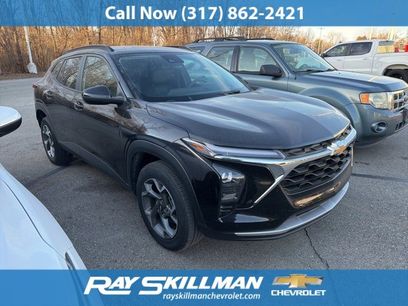 Used 2025 Chevrolet Trax LT