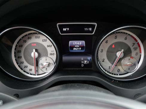 Used 2017 Mercedes-Benz GLA 250 4MATIC image 34