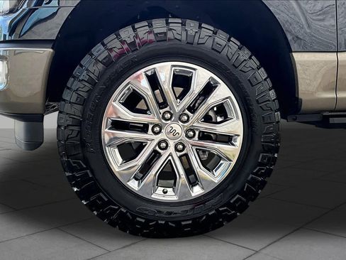 Used 2025 Ford F150 King Ranch w/ FX4 Off-Road Package AWD/4WD image 11