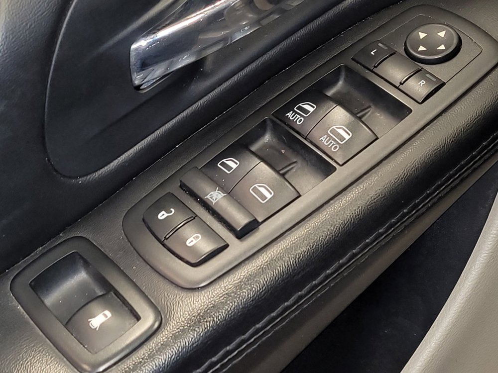 Used 2017 Dodge Grand Caravan SE w/ Power Window Group FWD image 27