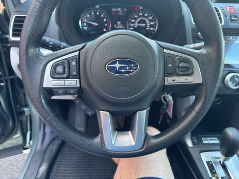 Used 2017 Subaru Forester 2.5i Premium AWD/4WD image 27
