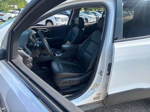 Used 2023 GMC Acadia AT4 w/ Technology Package AWD/4WD image 22