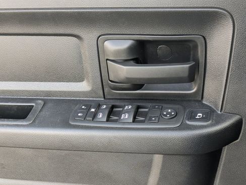 Used 2024 RAM 3500 Tradesman w/ Chrome Appearance Group image 21