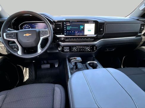 Used 2026 Chevrolet Silverado 1500 LT w/ Z71 Off-Road Package AWD/4WD image 14