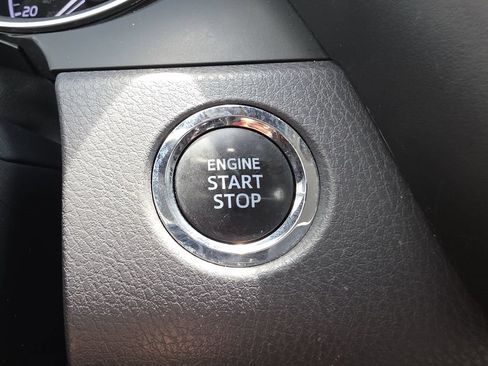 Used 2022 Toyota Camry LE w/ Convenience Package FWD image 20