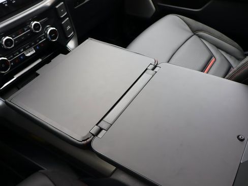 New 2025 Ford F150 Lariat w/ Equipment Group 502A High image 11